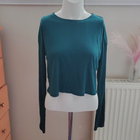 Semi Crop Crewneck Top in Hunter Green - Picture 1 of 4